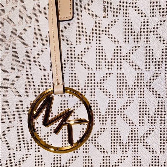 SOLD - Picture 5 of 5